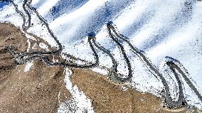 Winding Panlong Ancient Road