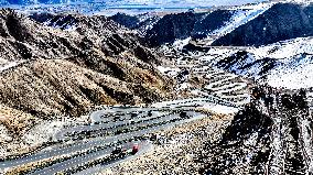 Winding Panlong Ancient Road