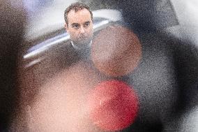 Sebastien Lecornu Visits Aerospace Company Turgis Et Gaillard - Blois