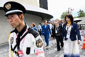 CROWN PRINCESS IN OSAKA