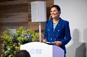 CROWN PRINCESS IN OSAKA