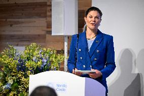 CROWN PRINCESS IN OSAKA