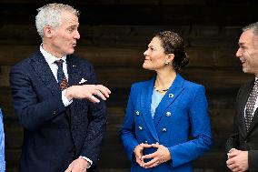 CROWN PRINCESS IN OSAKA