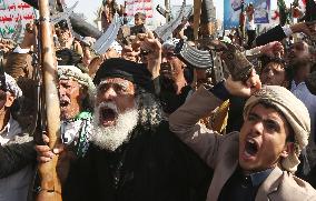 Yemen Celebrates The Cease-Fire Between Israel And Hamas - Sanaa