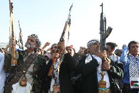 Yemen Celebrates The Cease-Fire Between Israel And Hamas - Sanaa