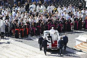 Pope Leo XIV At The Audience To The Pilgrims From The Tuscany Region - Vatican
