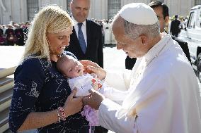 Pope Leo XIV At The Audience To The Pilgrims From The Tuscany Region - Vatican