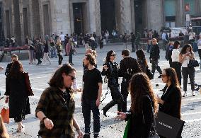 Anne Hathaway filming The Devil Wears Prada 2 in Milan - Italy
