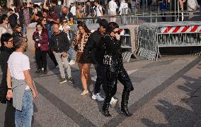 Anne Hathaway filming The Devil Wears Prada 2 in Milan - Italy