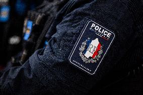 French PM Sebastien Lecornu Visits A Police Station - Hay-les-Roses