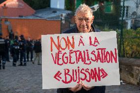 Anne Hidalgo Faced Protesters At Fête des Vendanges - Montmartre