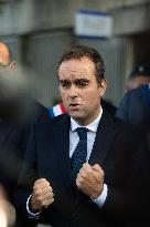 French PM Sebastien Lecornu Visits A Police Station - Hay-les-Roses