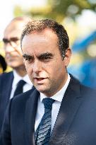 French PM Sebastien Lecornu Visits A Police Station - Hay-les-Roses