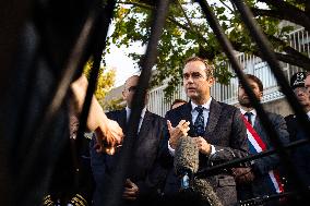 French PM Sebastien Lecornu Visits A Police Station - Hay-les-Roses
