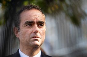 French PM Sebastien Lecornu Visits A Police Station - Hay-les-Roses