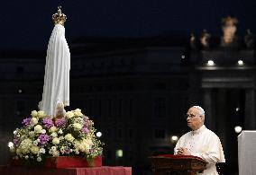 Pope Leo XIV Leads A Prayer Vigil For Peace - Vatican