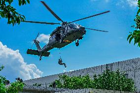 Air-Ground Collaborative training