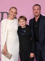 35th Annual Environmental Media Association Awards Gala - L