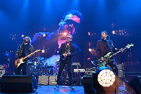 Matmatah Performs At The Accor Arena - Paris