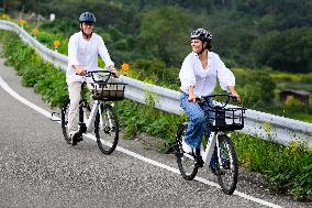 THE CROWN PRINCESS COUPLE AT TESHIMA