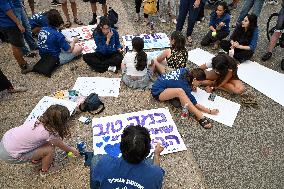 Hostage Square - Tel Aviv