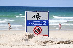 Charles Clore Beach in Tel Avi