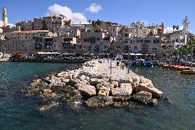 Charles Clore Beach in Tel Avi