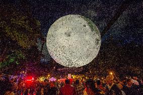 A Replica Of The Moon By British Artist Luke Jerram - Queretaro