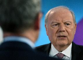 Herve Marseille On Dimanche En Politique - Paris