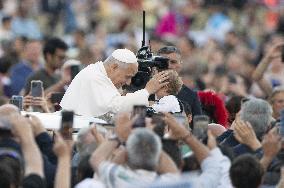 Pope Leo XIV Celebrates the Prayer Vigil and Rosary - Vatican