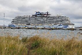 Cruise ship in Tallinn