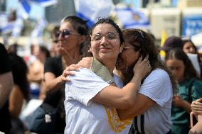 Hostage Release Celebration - Tel Aviv
