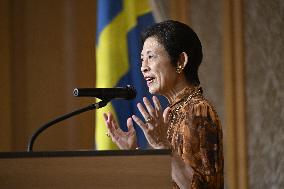 CROWN PRINCESS IN TOKYO