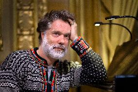 RUFUS WAINWRIGHT AT THE OPERA