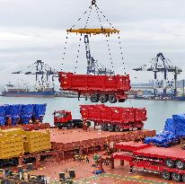 The Total Value of China's Imports And Exports of Goods Trade