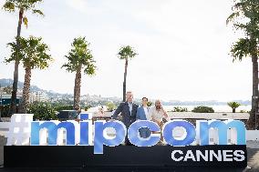 Mipcom 2025 - The Miniature Wife Photocall - Cannes