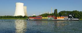 Illustration - Nuclear Power Plants