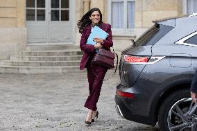 Meeting of newly-appointed ministers at Matignon - Paris