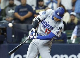 Baseball: Championship Series between Dodgers and Brewers