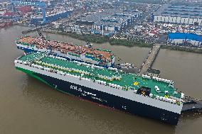 Yangtze River Shipyard