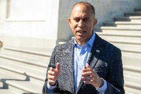 Leader Jeffries Press Conference