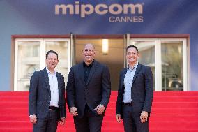 Mipcom 2025 - The Miniature Wife Photocall