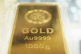 Investment Gold Bar