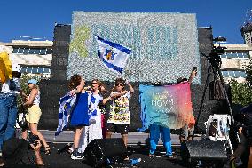 Hostage Release Celebration - Tel Aviv