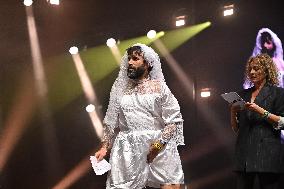 Comedy Show Opens For Matmatah - Paris