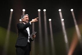 Comedy Show Opens For Matmatah - Paris