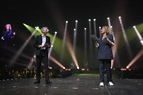 Comedy Show Opens For Matmatah - Paris