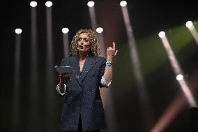 Comedy Show Opens For Matmatah - Paris