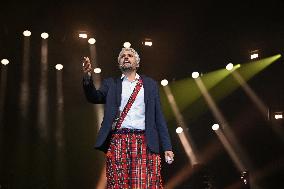 Comedy Show Opens For Matmatah - Paris