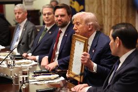 Trump Hosts a bilateral lunch with President Javier Gerardo Milei of Argentina